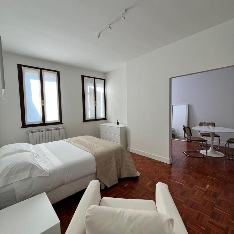 Le Camere di Byron - Affitti Brevi Italia - Camera Tripla Comfort - 6