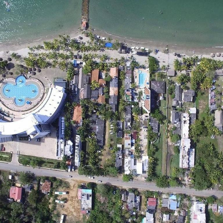 Spacious Coveas Cabin 4 Bedrooms, close to beach, Pet-Friendly - Casa - 33