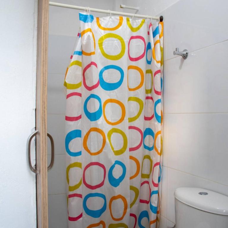 Spacious Coveas Cabin 4 Bedrooms, close to beach, Pet-Friendly - Casa - 24
