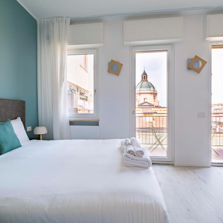 Urbanicooh Cavour Rooms&Suite - Camera Matrimoniale Deluxe con Balcone - 12