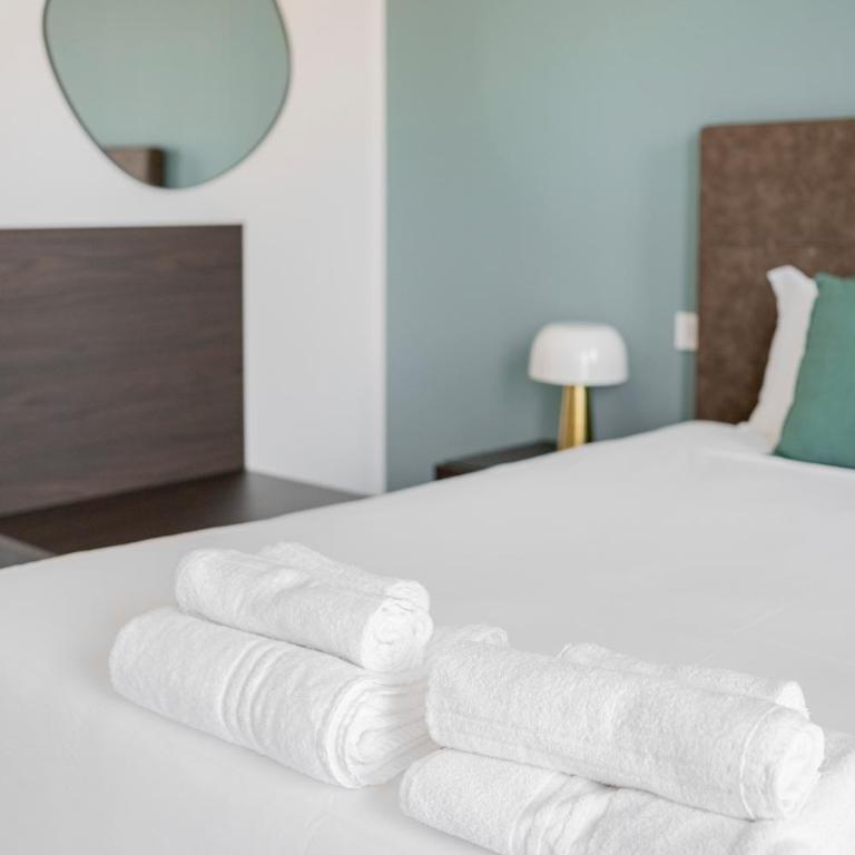 Urbanicooh Cavour Rooms&Suite - Camera Matrimoniale Deluxe con Balcone - 18