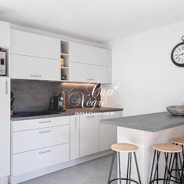 Appart T2 cabine rénové pour 4p avec jardin, résidence avec piscine à 750m de la plage de Cavalière - Apartamento de 2 dormitorios - 5