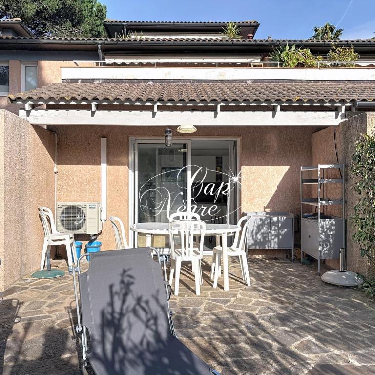 Appart T2 cabine rénové pour 4p avec jardin, résidence avec piscine à 750m de la plage de Cavalière - Apartamento de 2 dormitorios - 14