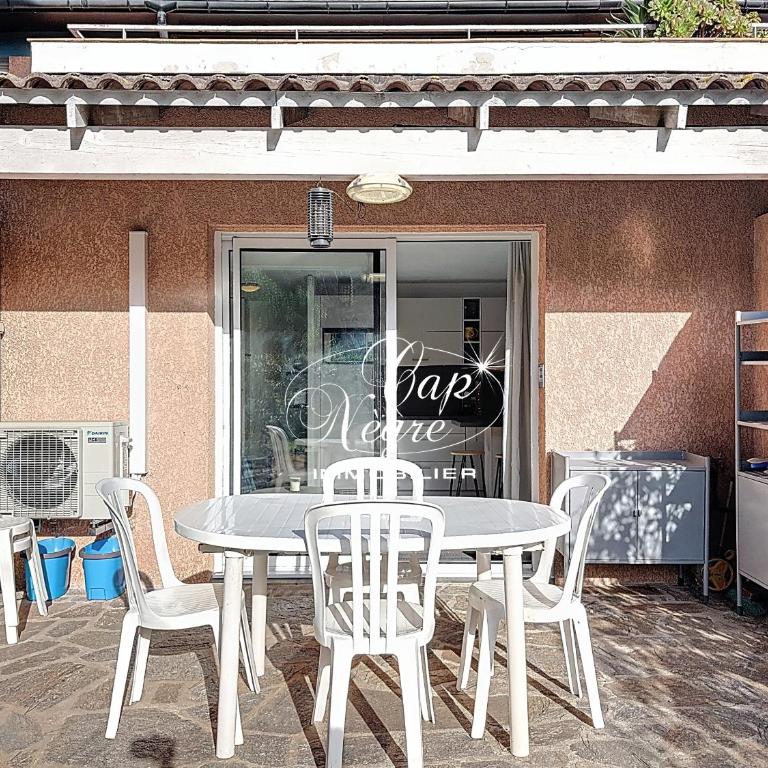 Appart T2 cabine rénové pour 4p avec jardin, résidence avec piscine à 750m de la plage de Cavalière - Apartamento de 2 dormitorios - 18