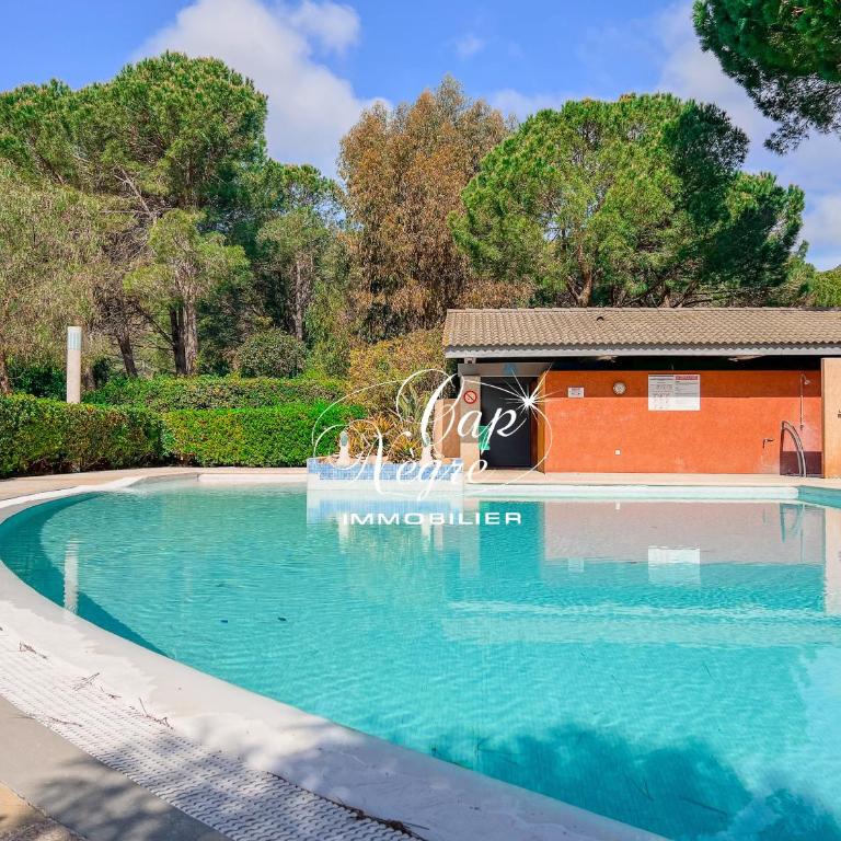 Appart T2 cabine rénové pour 4p avec jardin, résidence avec piscine à 750m de la plage de Cavalière - Apartamento de 2 dormitorios - 17