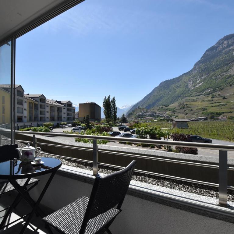 Appartement ensoleillé 4 personnes à Saillon à 100 mètres des bains - Apartment mit 1 Schlafzimmer - 1