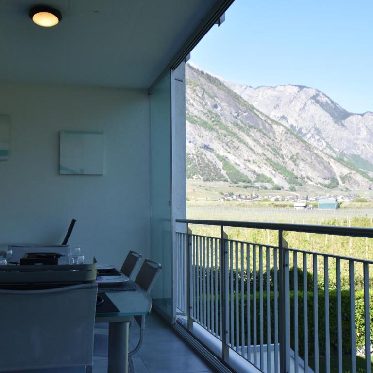 Appartement ensoleillé 4 personnes à Saillon à 100 mètres des bains - Apartment mit 1 Schlafzimmer - 32