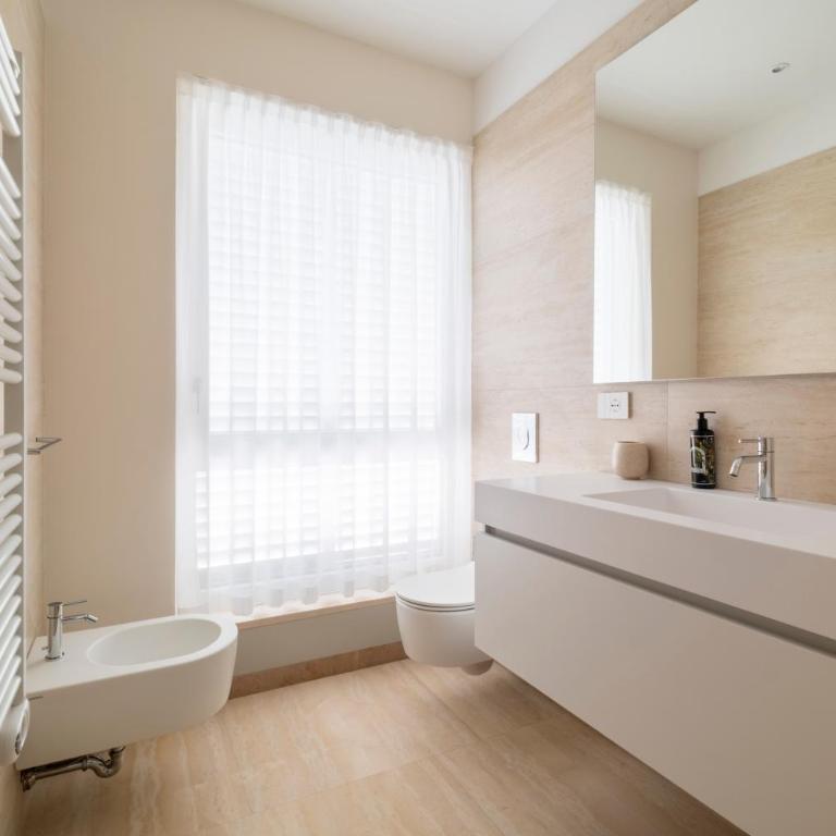 Urbanicooh Cavour Rooms&Suite - Suite Familiare con Balcone - 11