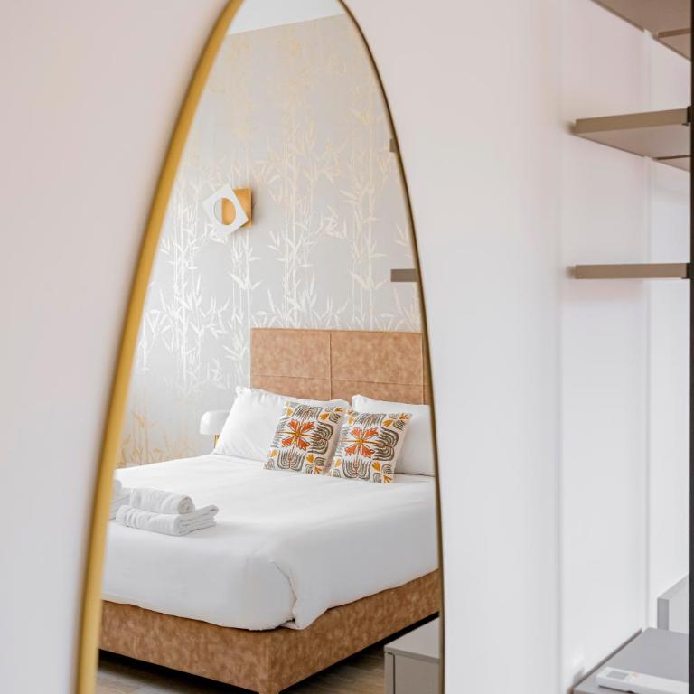Urbanicooh Cavour Rooms&Suite - Suite Familiare con Balcone - 23