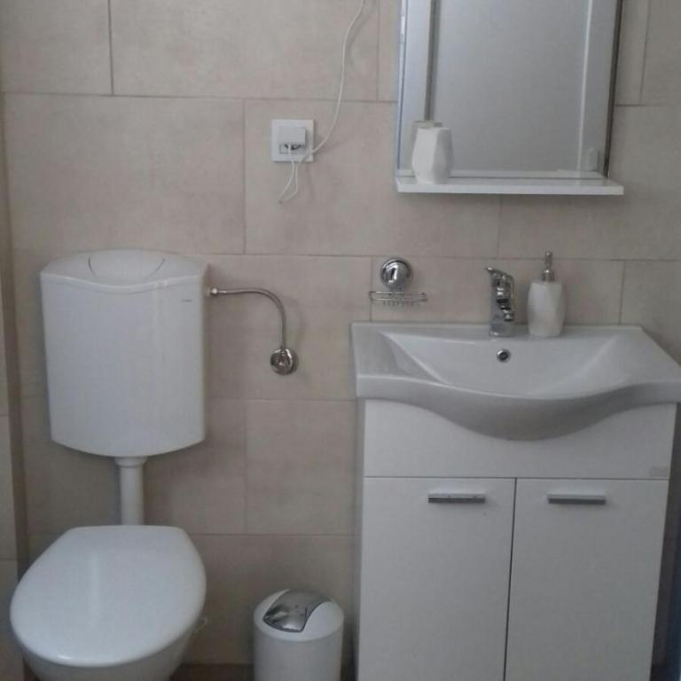 Modern&Cozy Bosnian house with GARDEN+FREE parking - Deluks Jednokrevetna Soba - 12
