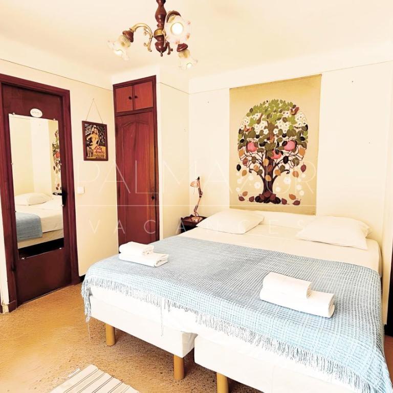 Maison Familiale, avec jardin, à 20 min à pied de la mer - Four-Bedroom House - 20
