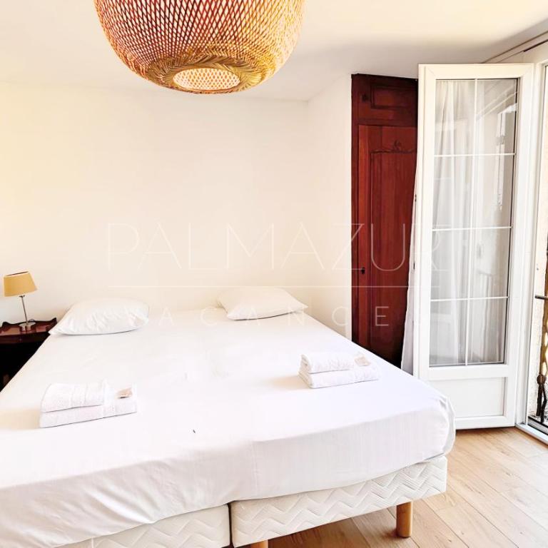 Maison Familiale, avec jardin, à 20 min à pied de la mer - Four-Bedroom House - 14