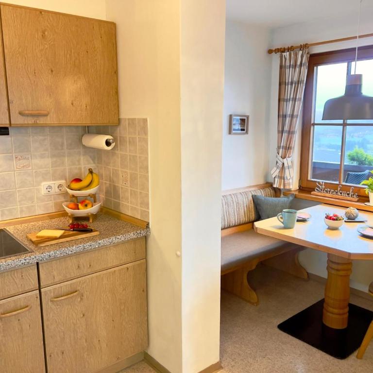 Gästehaus Alpenruh - Apartment mit 1 Schlafzimmer und Balkon - 5