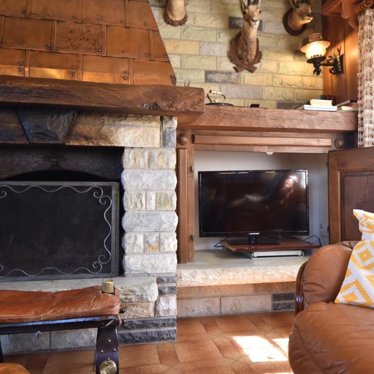Grand Chalet Vercorin pour 10 personnes avec jardin BBQ parking privé et sauna - Chalet - 5