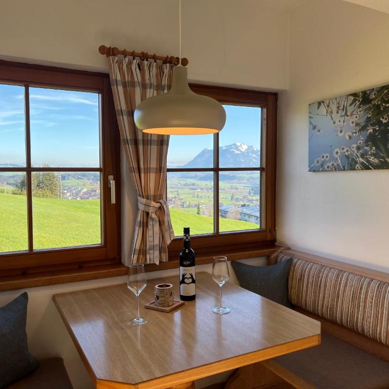 Gästehaus Alpenruh - Apartment mit Blick auf die Berge - 6