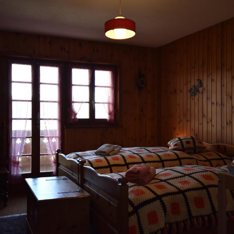 Grand Chalet Vercorin pour 10 personnes avec jardin BBQ parking privé et sauna - Chalet - 22
