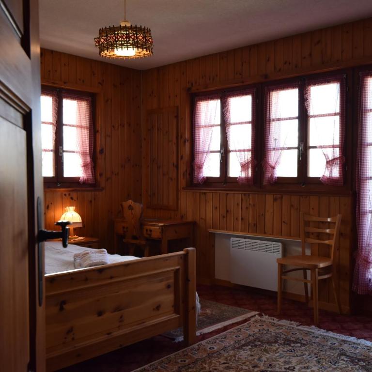 Grand Chalet Vercorin pour 10 personnes avec jardin BBQ parking privé et sauna - Chalet - 23