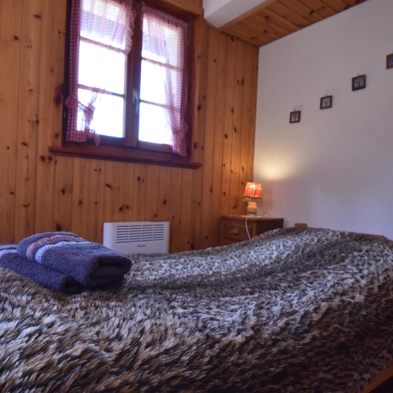 Grand Chalet Vercorin pour 10 personnes avec jardin BBQ parking privé et sauna - Chalet - 26