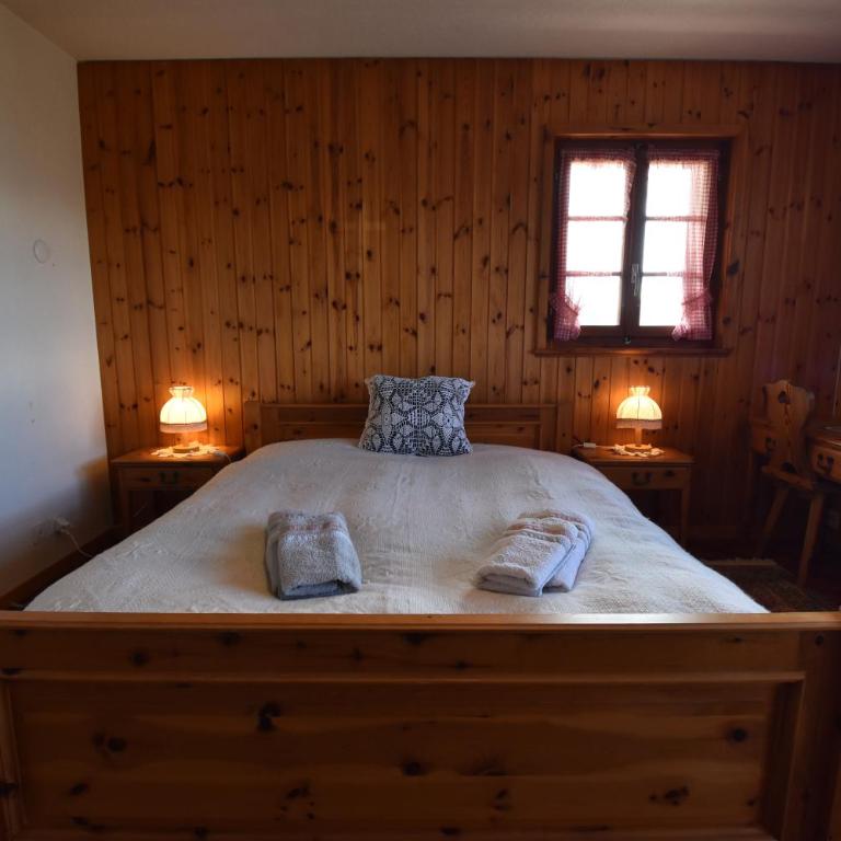 Grand Chalet Vercorin pour 10 personnes avec jardin BBQ parking privé et sauna - Chalet - 27
