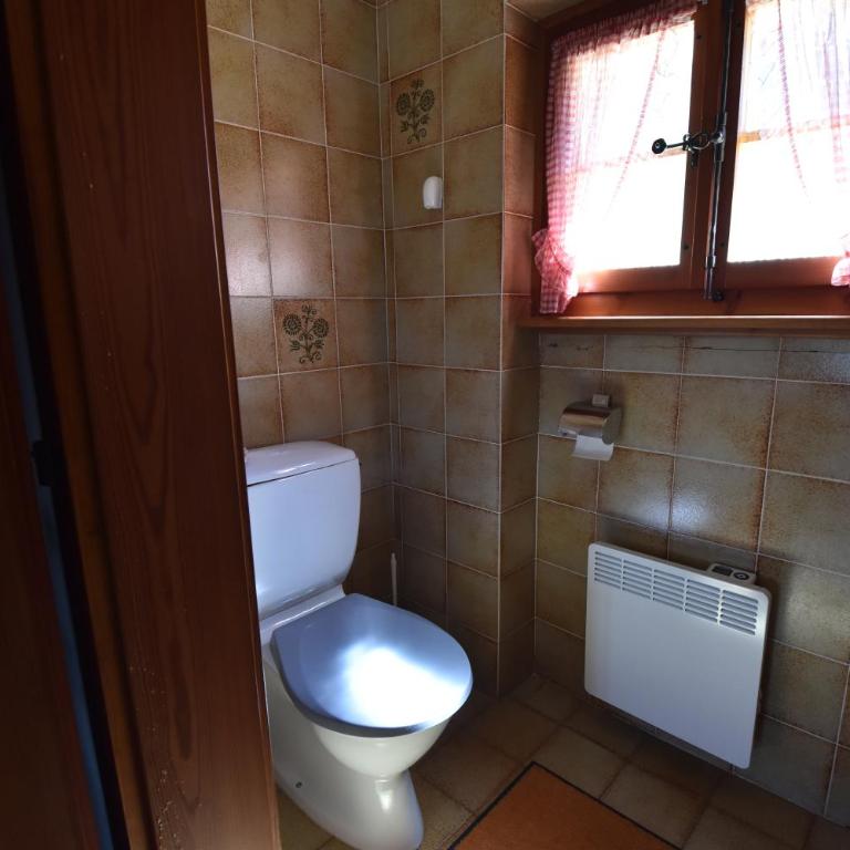 Grand Chalet Vercorin pour 10 personnes avec jardin BBQ parking privé et sauna - Chalet - 28