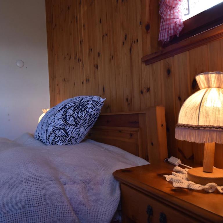 Grand Chalet Vercorin pour 10 personnes avec jardin BBQ parking privé et sauna - Chalet - 35