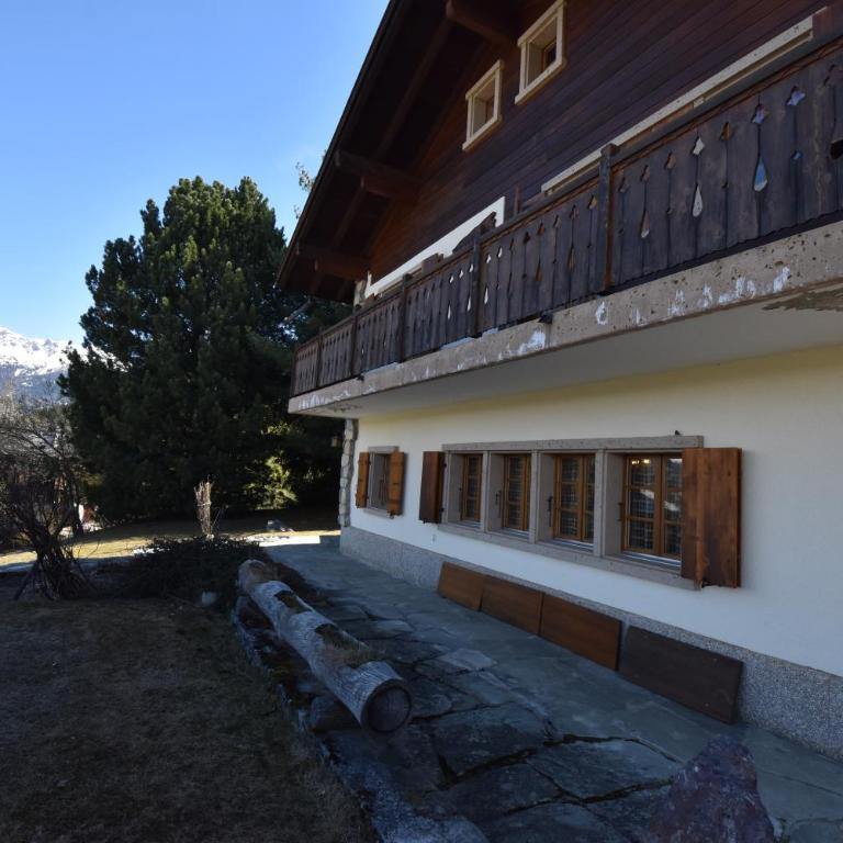Grand Chalet Vercorin pour 10 personnes avec jardin BBQ parking privé et sauna - Chalet - 45