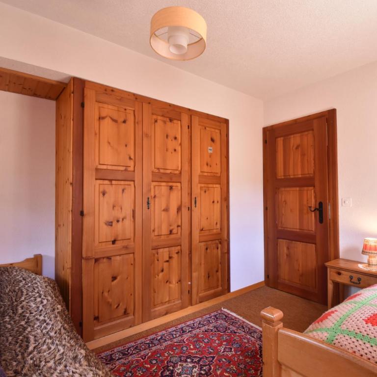 Grand Chalet Vercorin pour 10 personnes avec jardin BBQ parking privé et sauna - Chalet - 47