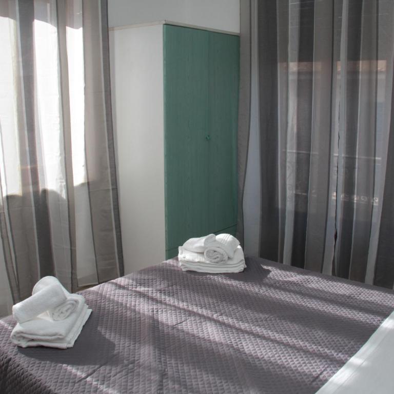 Porta Messina Rooms - Camera Matrimoniale - 8