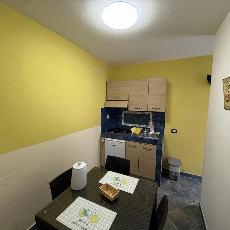 Yellow Home - Appartamento Superior con 2 Camere da Letto - 7