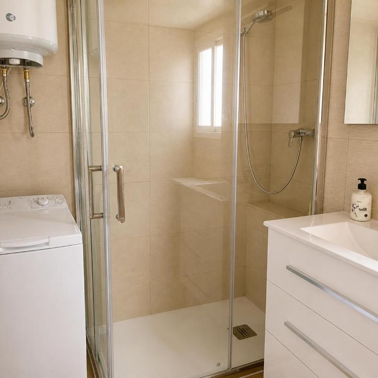 Apartamento frente al mar en Calpe con parking para 4 personas - Apartamento de 2 dormitorios - 16