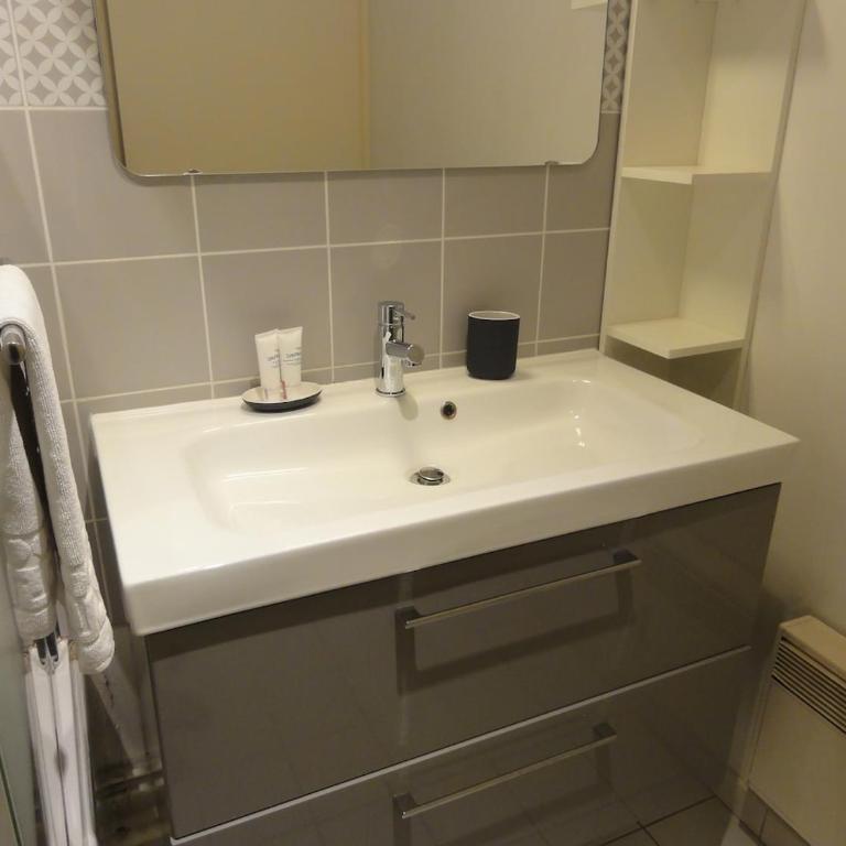 AGENCE MOMENT' APART Season - Apartamento - 89