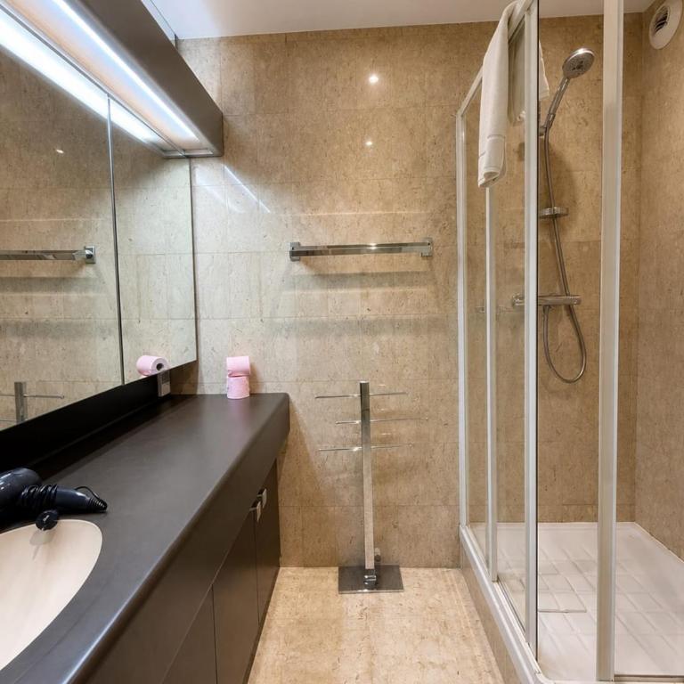 Studio moderne avec terrasse au Gray d'Albion - Appartement - 10