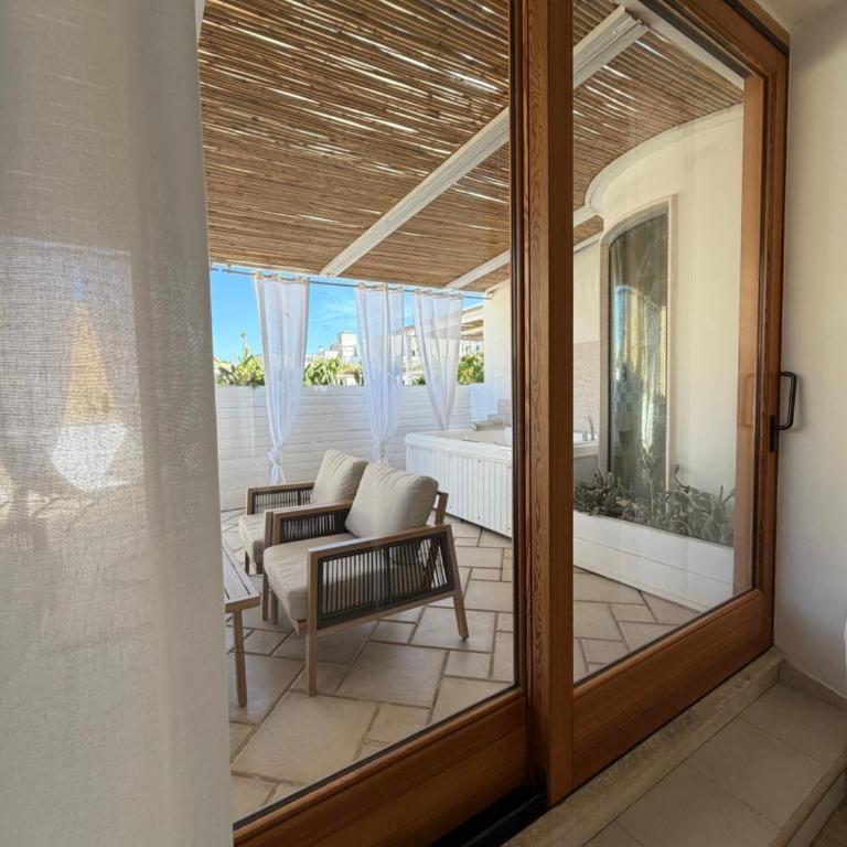 Ippolita Palace LUXURY SUITES - Suite Deluxe con Vasca Idromassaggio - 5