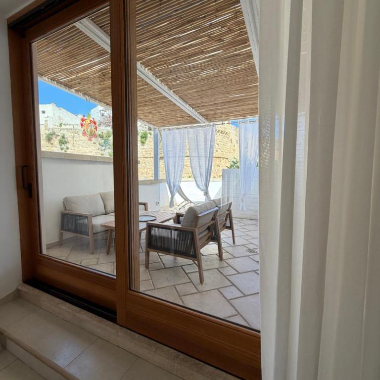 Ippolita Palace LUXURY SUITES - Suite Deluxe con Vasca Idromassaggio - 4