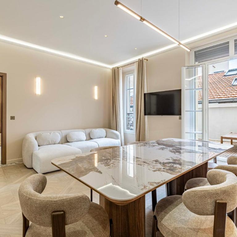 - CLR - Superbe appartement 3 chambres avec terrasse au cœur de Cannes - Appartement - 4