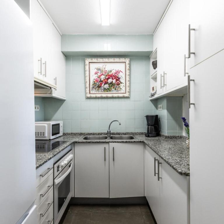 BELL RACO Front Beach - Apartment with Sea View - 11
