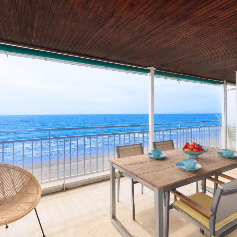 BELL RACO Front Beach - Apartment with Sea View - 1