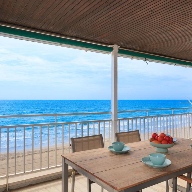 BELL RACO Front Beach - Apartment with Sea View - 35