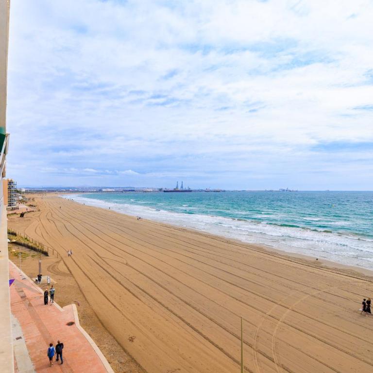 BELL RACO Front Beach - Apartment with Sea View - 39