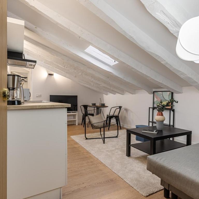 Atico Esgrima - Apartamento de 1 dormitorio - 2