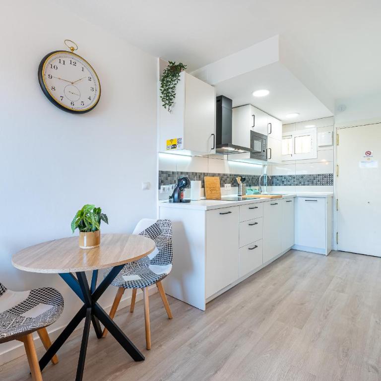 797 HOLIDAY RENTALS - Acogedor estudio con hermosa vista en Minerv - Estudio - 9