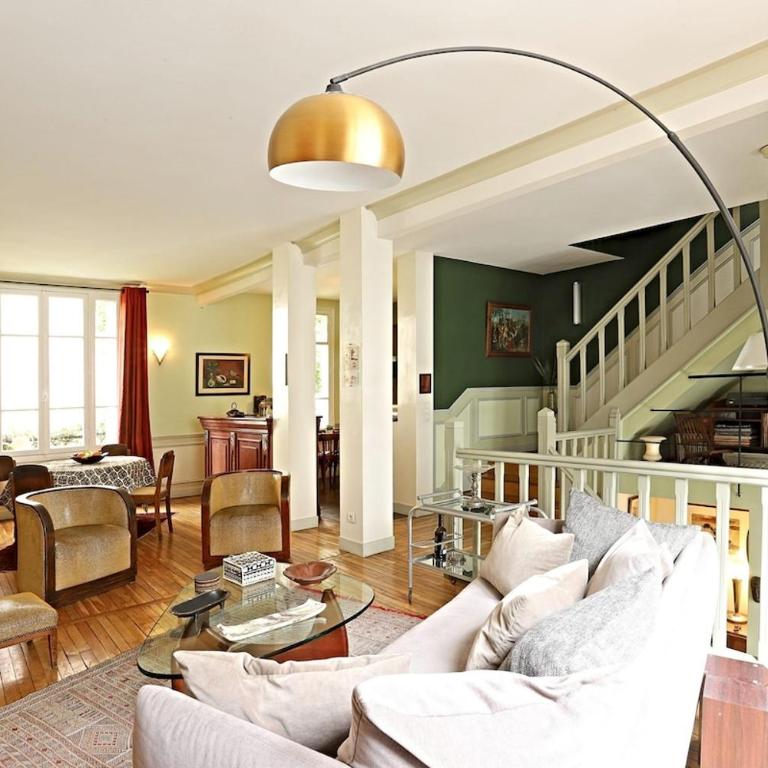 My Beautiful House With a Garden in Paris - Two-Bedroom Apartment - 1