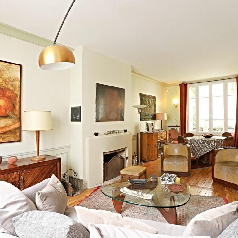 My Beautiful House With a Garden in Paris - Two-Bedroom Apartment - 12