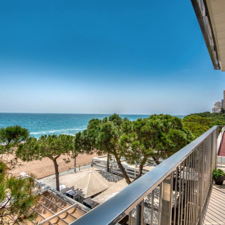 Encantador Piso en Primera Linea de Mar - Apartamento de 2 dormitorios - 8