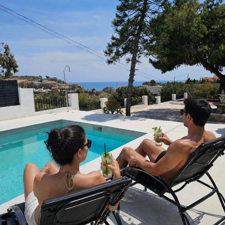 Luxury Sea View Villa - Private Pool - Near Beach - 3 min TRAM Alicante Benidorm - BBQ - Private Garden - Free Parking - Casa - 3