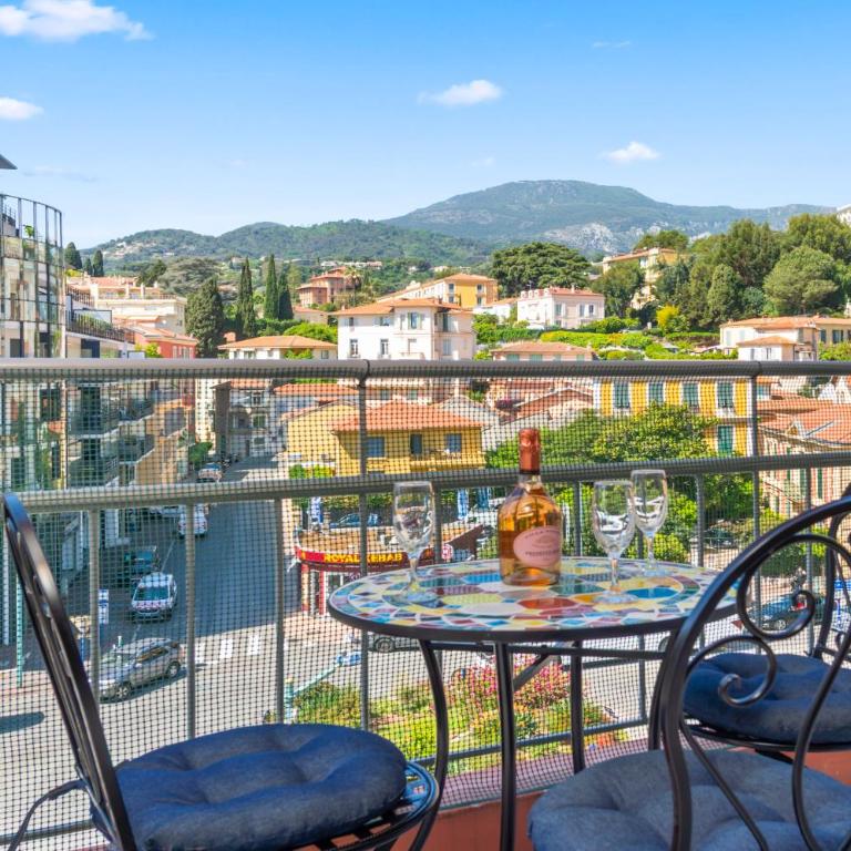 LE MAGELLAN - Superbe Studio - Menton Centre - Proche Mer - Apartment mit Stadtblick - 3