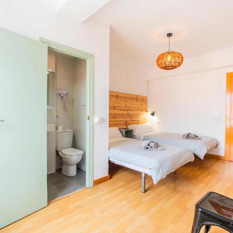 AtuaireHome Hostal en el centro de Burgos - Habitación Doble con baño privado - 4