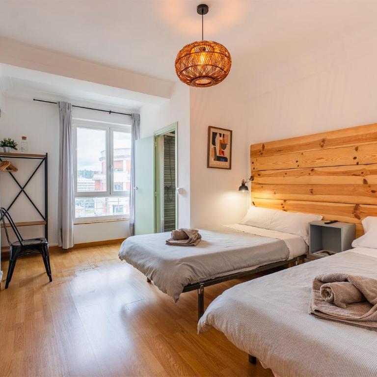 AtuaireHome Hostal en el centro de Burgos - Habitación Doble con baño privado - 2