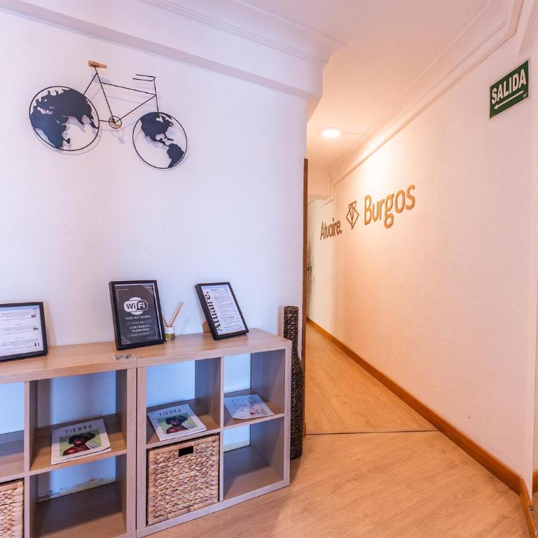 AtuaireHome Hostal en el centro de Burgos - Habitación Doble con baño privado - 7
