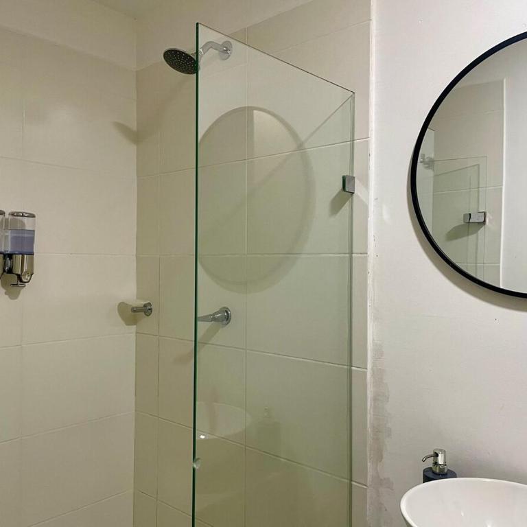 Apartamento cerca al aeropuerto con 3 habitaciones - Three-Bedroom Apartment - 10